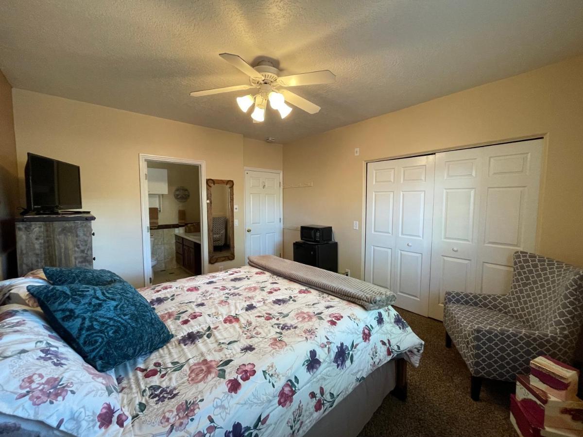 Zion'S Blue Sage Bed & Breakfast Hildale Exterior foto
